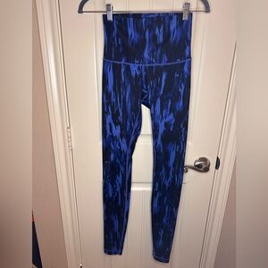 Lululemon Wunder Under HR